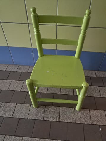 Gratis: Groene kinderstoel