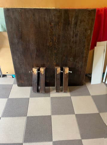Eiken salontafel 105 x 105 x 45