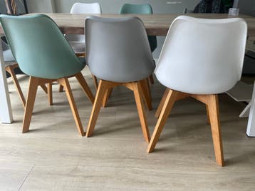 6 eetkamer stoele kunststof houten poten grijs groen wit