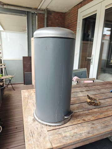 IKEA Metalen-plastic 30L pedaalafvalbak / trash can