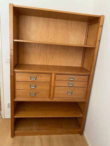 Gratis Lundia kast met ladeblokken - Ophalen ivm verhuizing