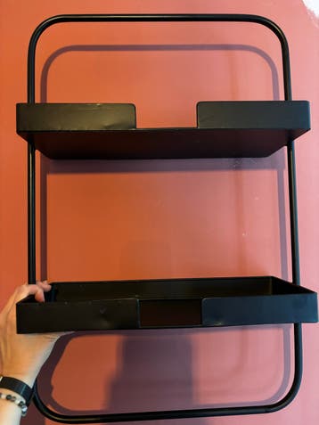 Zwart metalen wandrek met 2 planken