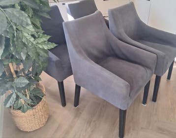 Gratis op te halen: Stoelen