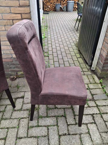 Set van 2 bruine eetkamerstoelen - Gebruikt