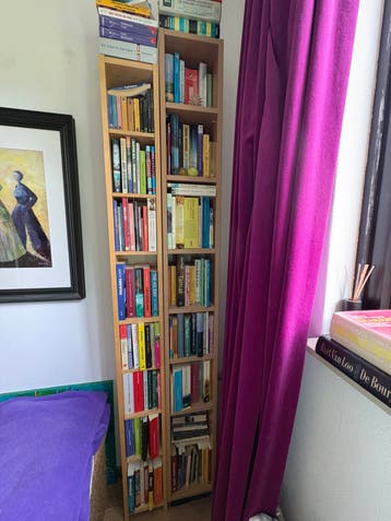 Twee losse boekenkasten