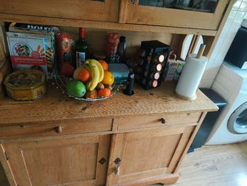OUD GRENEN BUFFETKAST = GRATIS AF TE HALEN =