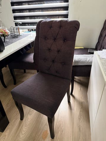 6 stoelen in goede staat gratis op te halen in Eindhoven