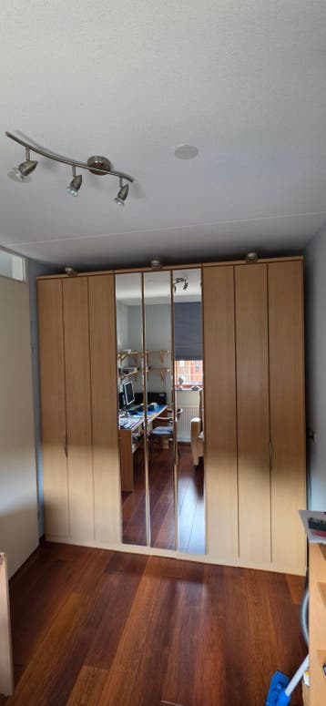 Kledingkast