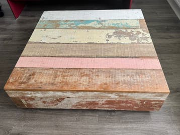 Salontafel stoer. Alleen dit weekend ophalen.