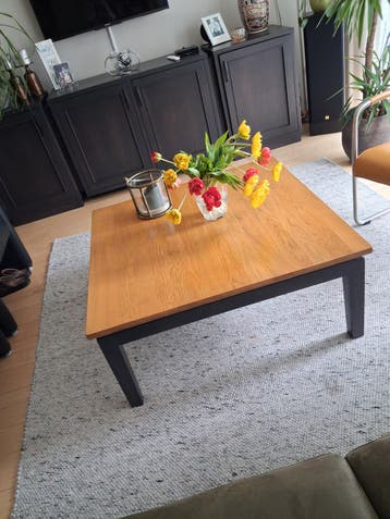 Eiken salontafel 100x100cm
