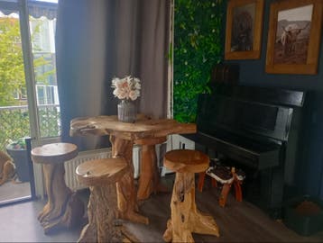 Zwart geverfde piano - opknapper