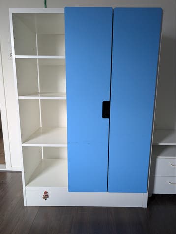 3 x diverse Ikea kastjes met blauwe deurtjes