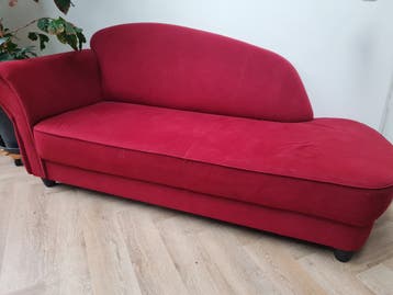 Mooie rode chaise longue