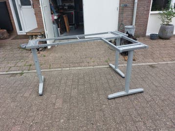 Ikea Galant onderstel bureau.  Geen blad aanwezig. Gratis