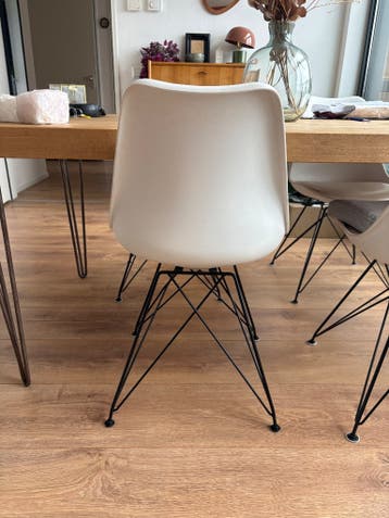 GRATIS AFHALEN: 4 eetkamer kuipstoeltjes Scandinavisch stijl