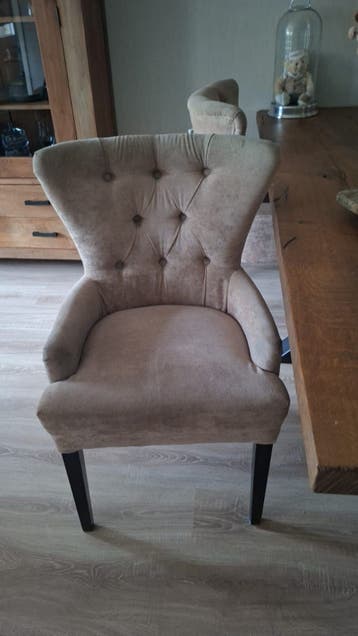 GRATIS 4 STOELEN OPHALEN taupe