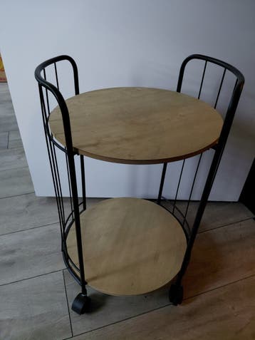 Bijzettafel verrijdbaar