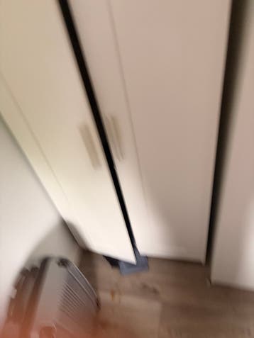 Gratis 2 x hang leg kast
