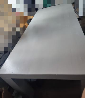 Gratis af te halen: Stevige tafel in Wageningen