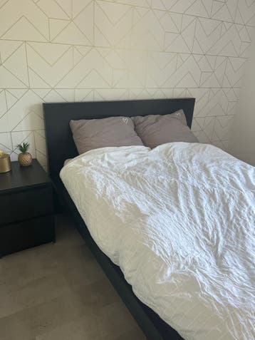 IKEA zwart houten bed 210x156.5cm - direct af te halen