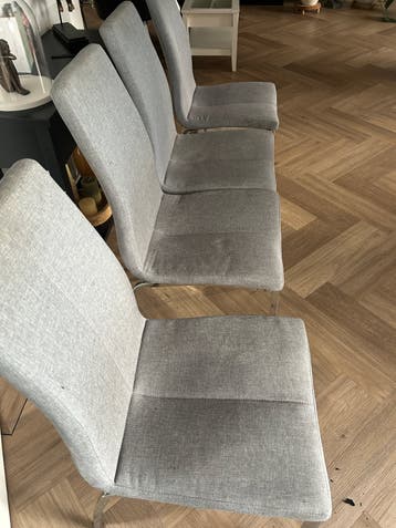 4 stoelen