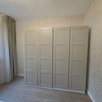 Gratis kledingkast – zelf demonteren en ophalen