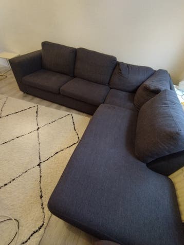 Gratis af te halen: Grijze hoekbank (256x225 cm)