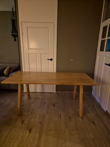 Hout licht eiken eettafel gratis af te halen