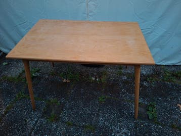 GRATIS Houten tafel