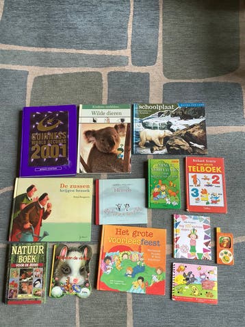 Tas met vooral kinderboeken ,gratis af te halen