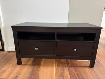 Zwartbruin TV-meubel Hemnes Ikea