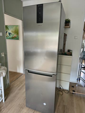 Whirlpool koel-vriescombinatie - defect (8 jaar oud)