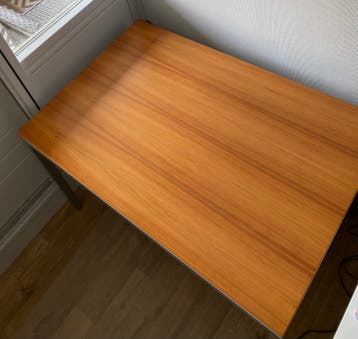 Eettafel met metalen onderstel 120x80x73-75cm