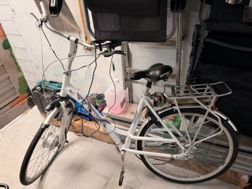 Witte elektrische fiets - opknapper