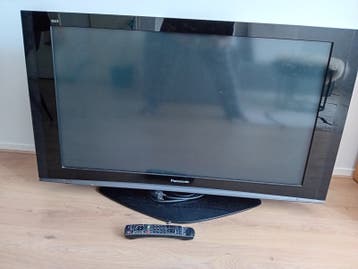 Panasonic 42 inch tv met afstandsbediening