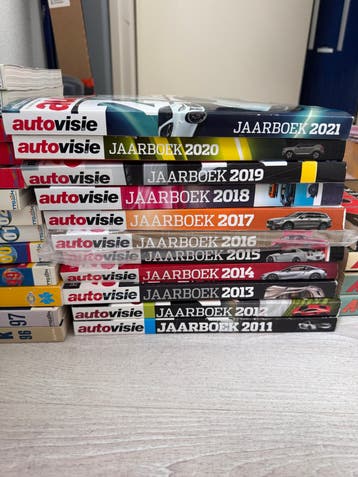 Grote verzameling Autovisie Jaarboeken (1983-2021)