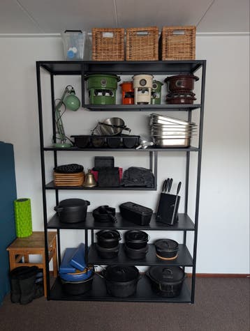 Wood boekenkast ( gratis ophalen dit weekend)