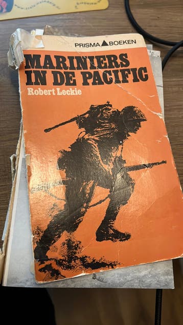 Mariniers in de pacific, Robert Leckie