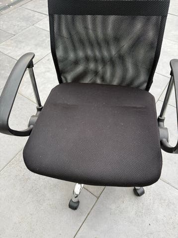 Gebruikte Zwarte Bureaustoel GRATIS