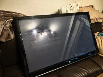 Gratis 50in TV