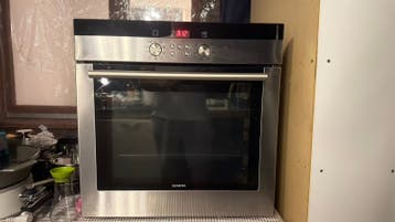 Siemens hete lucht inbouw oven.