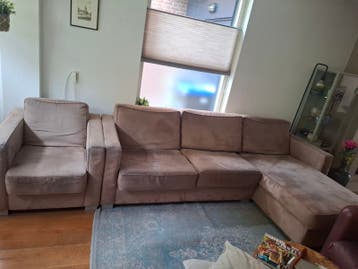 Gratis op te halen bank en fauteuil zandkleur