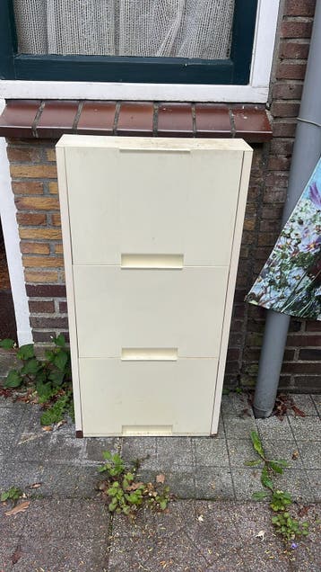 Schoenen opbergkast gratis op te halen