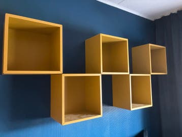 Ikea etket 5 kubussen / kastjes/wandvak GRATIS