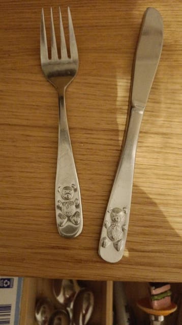 gezocht: kinderlepel amefa met beertje