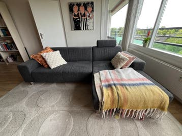 Bank met chaise lounge