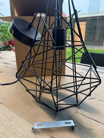 Industriële hanglamp E27 fitting - Zwart metaal