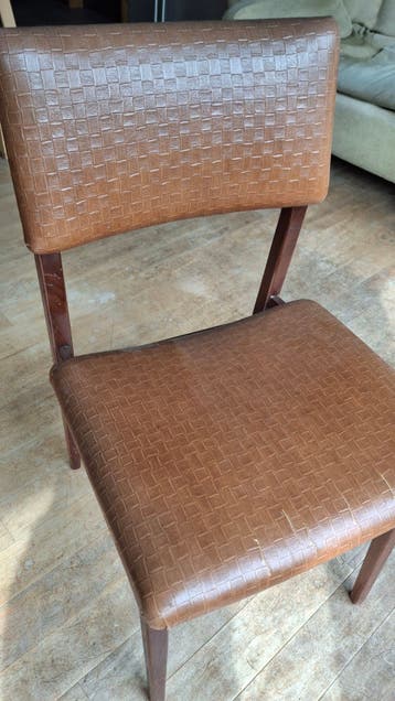 Veelgebruikte eetkamerstoelen