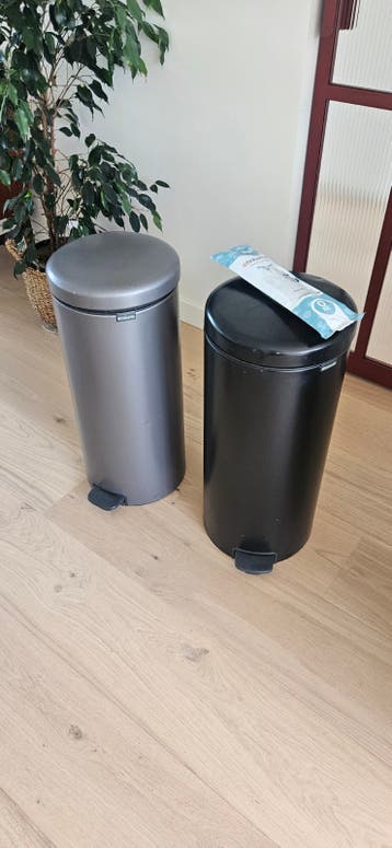 Brabantia Pedaalemmer 30L - Diverse Kleuren