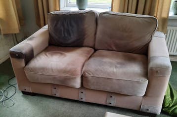 Gratis 2 zits bankstel en 2 bijbehorende fauteuils